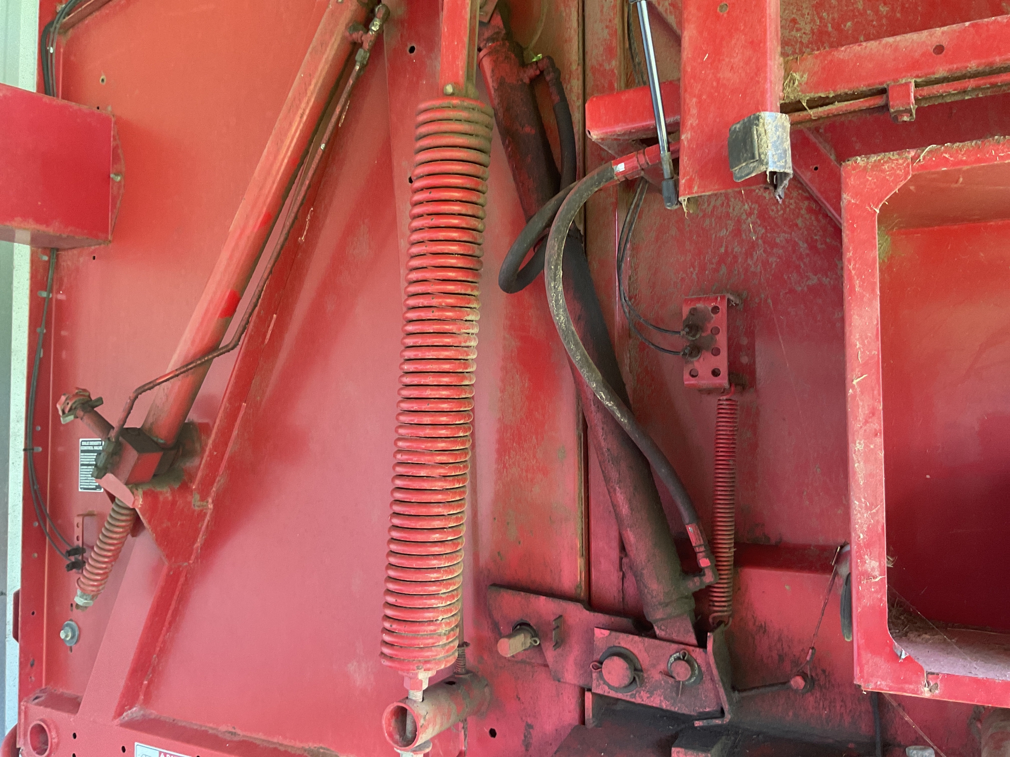 2003 New Holland BR750 Image 10