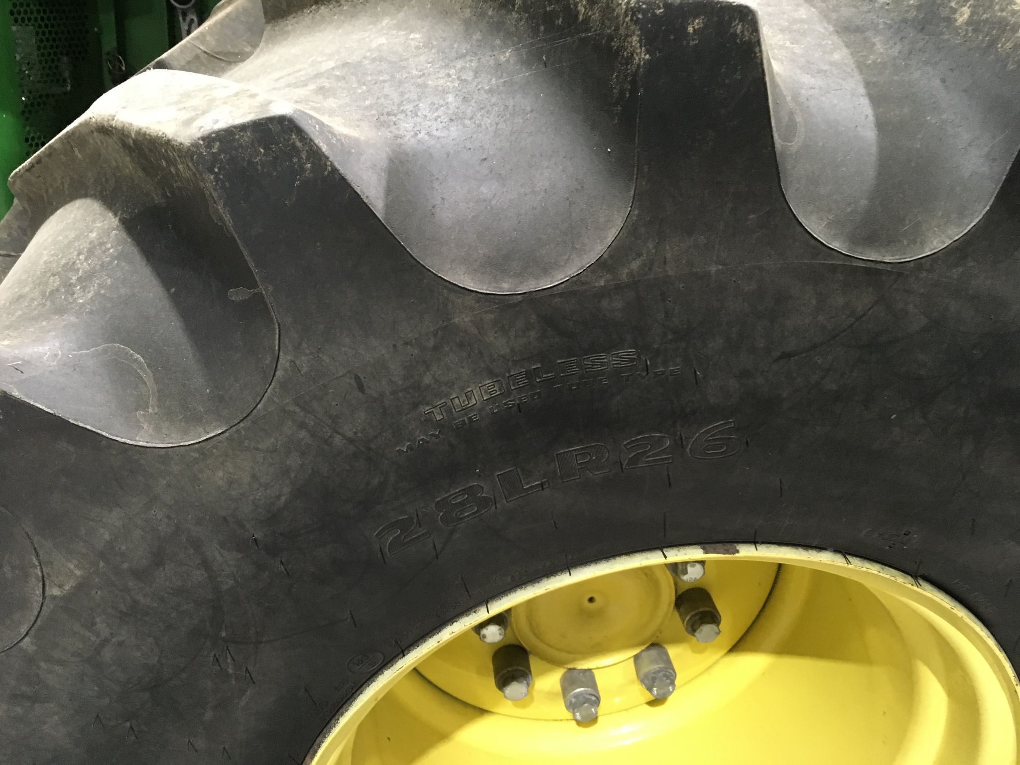 2012 John Deere S670 Image 14