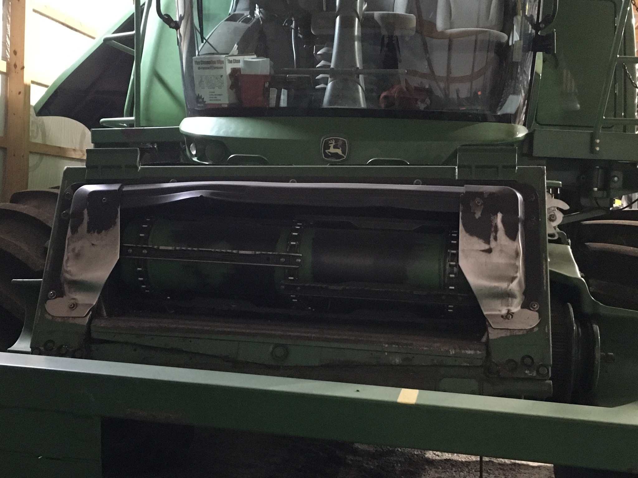 2012 John Deere S670 Image 16
