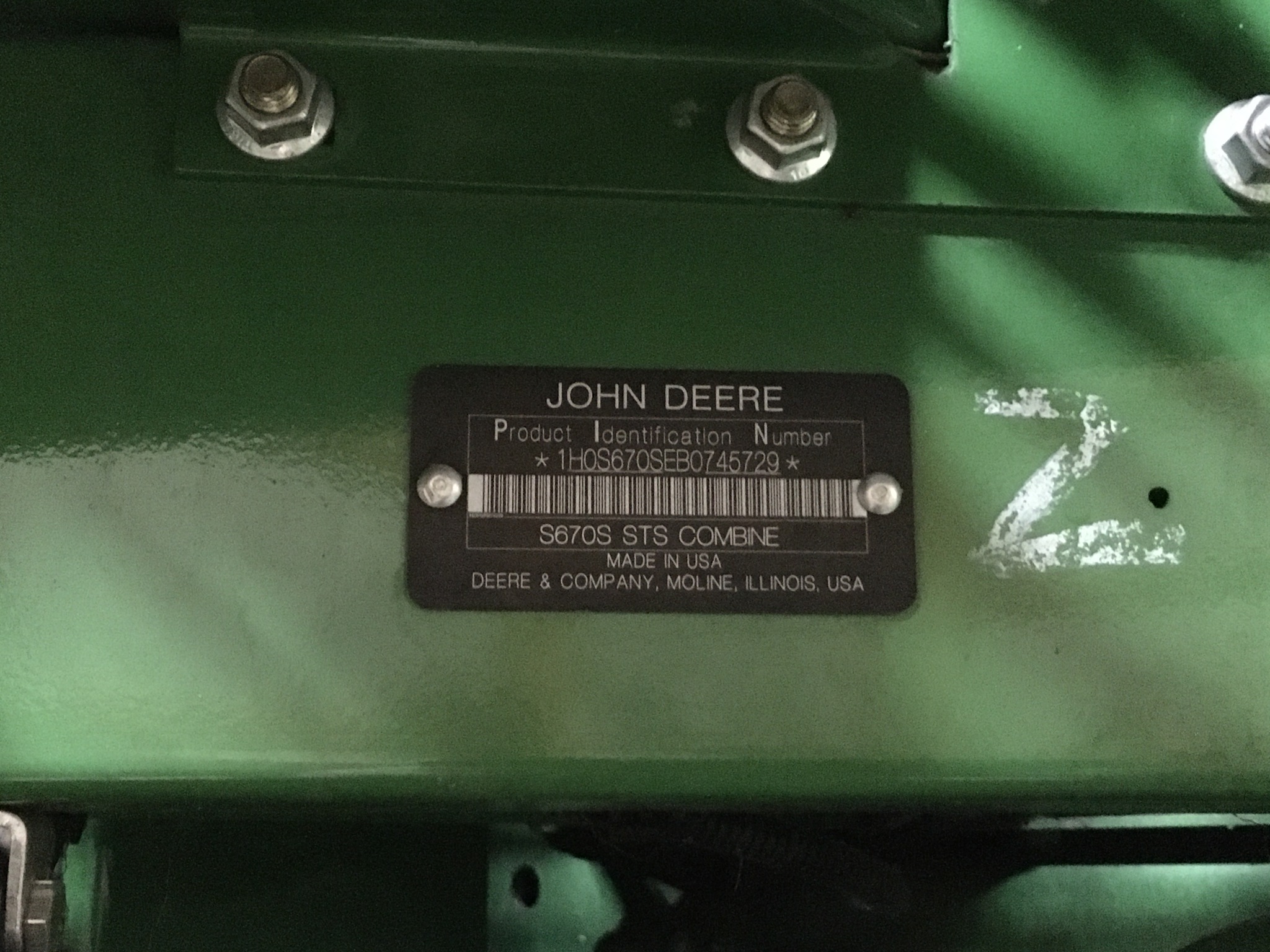 2012 John Deere S670 Image 17