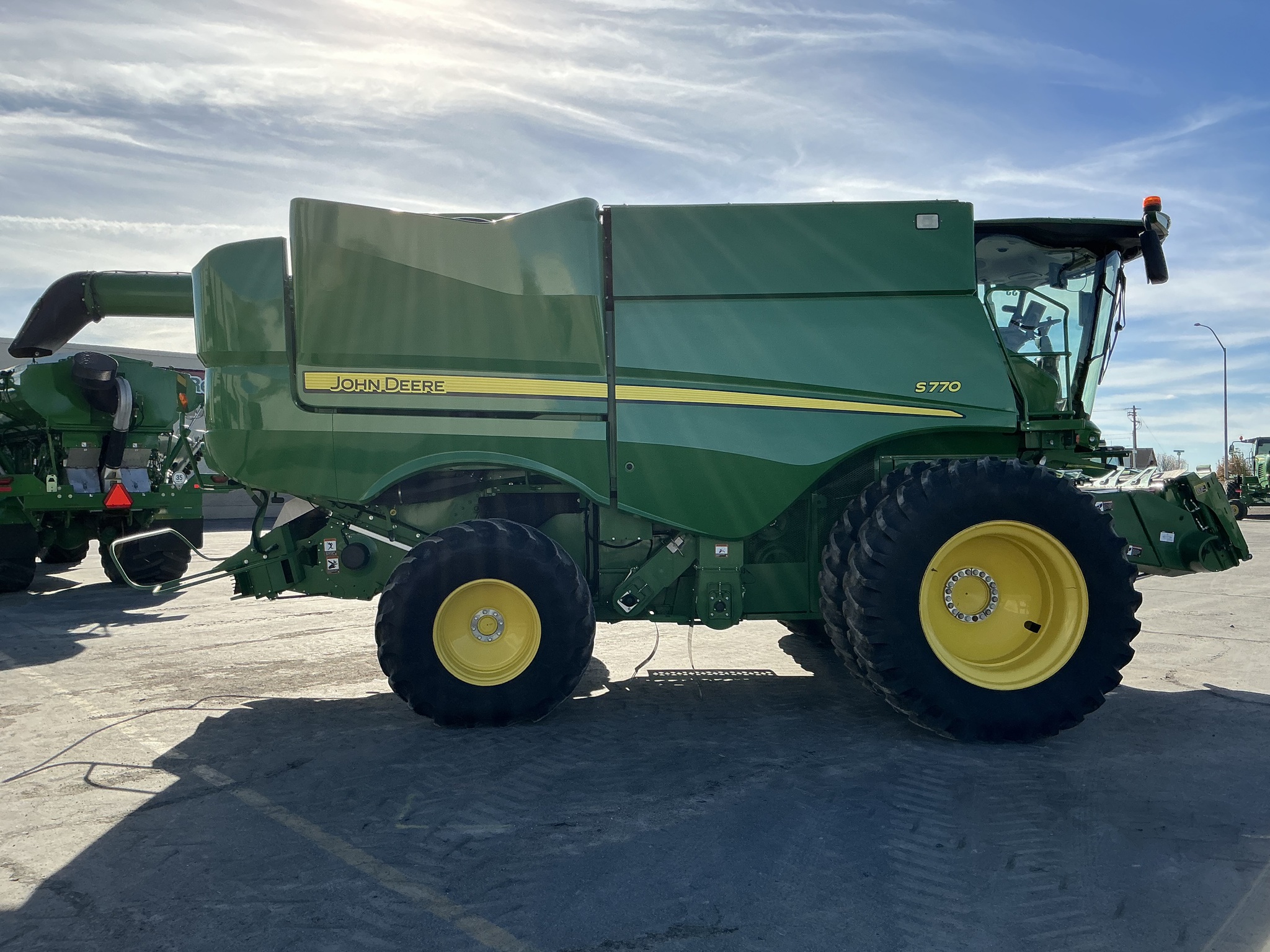 2019 John Deere S770 Image 6