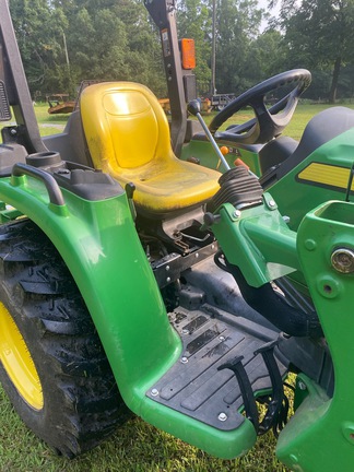 2018 John Deere 3032E