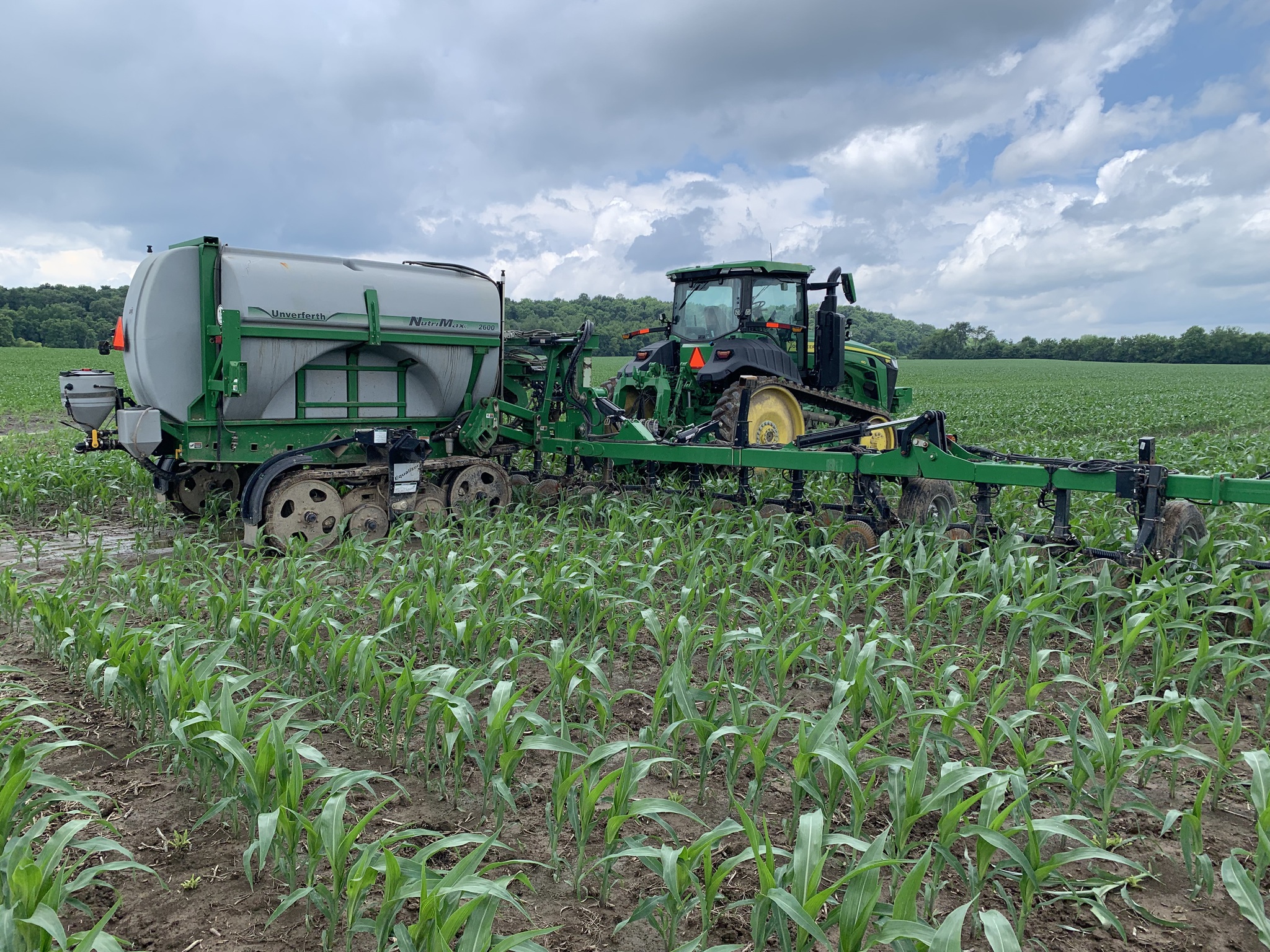 2022 Unverferth 2600 Image 1