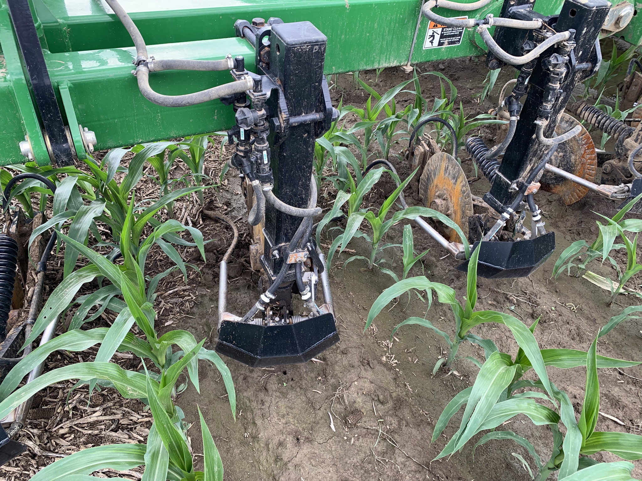 2022 Unverferth 2600 Image 4