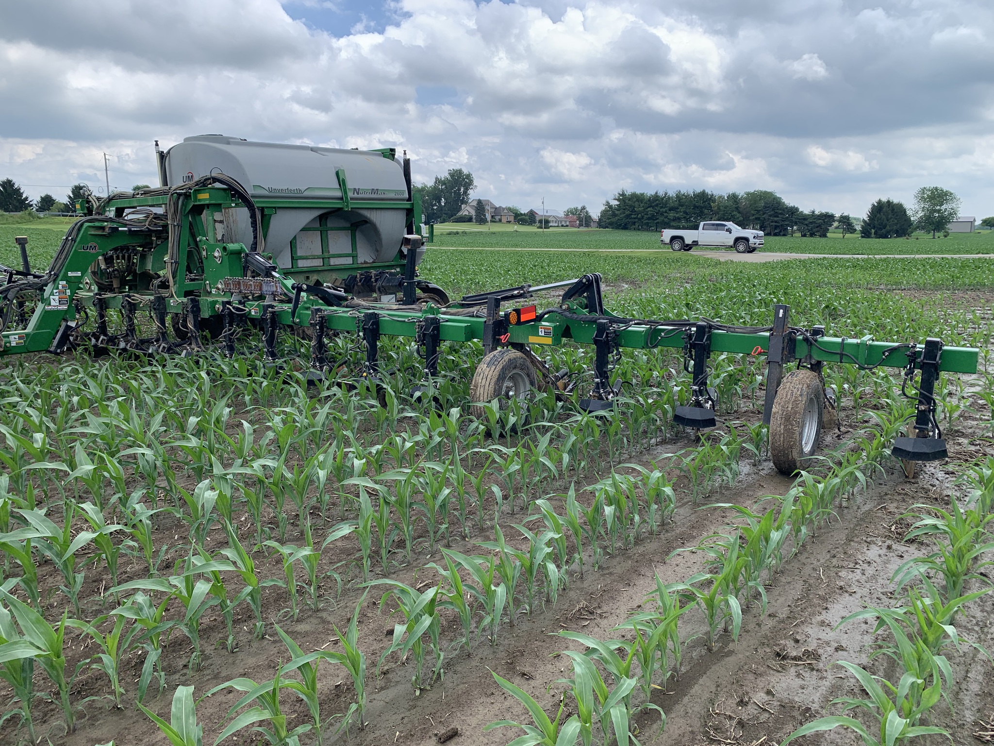 2022 Unverferth 2600 Image 6