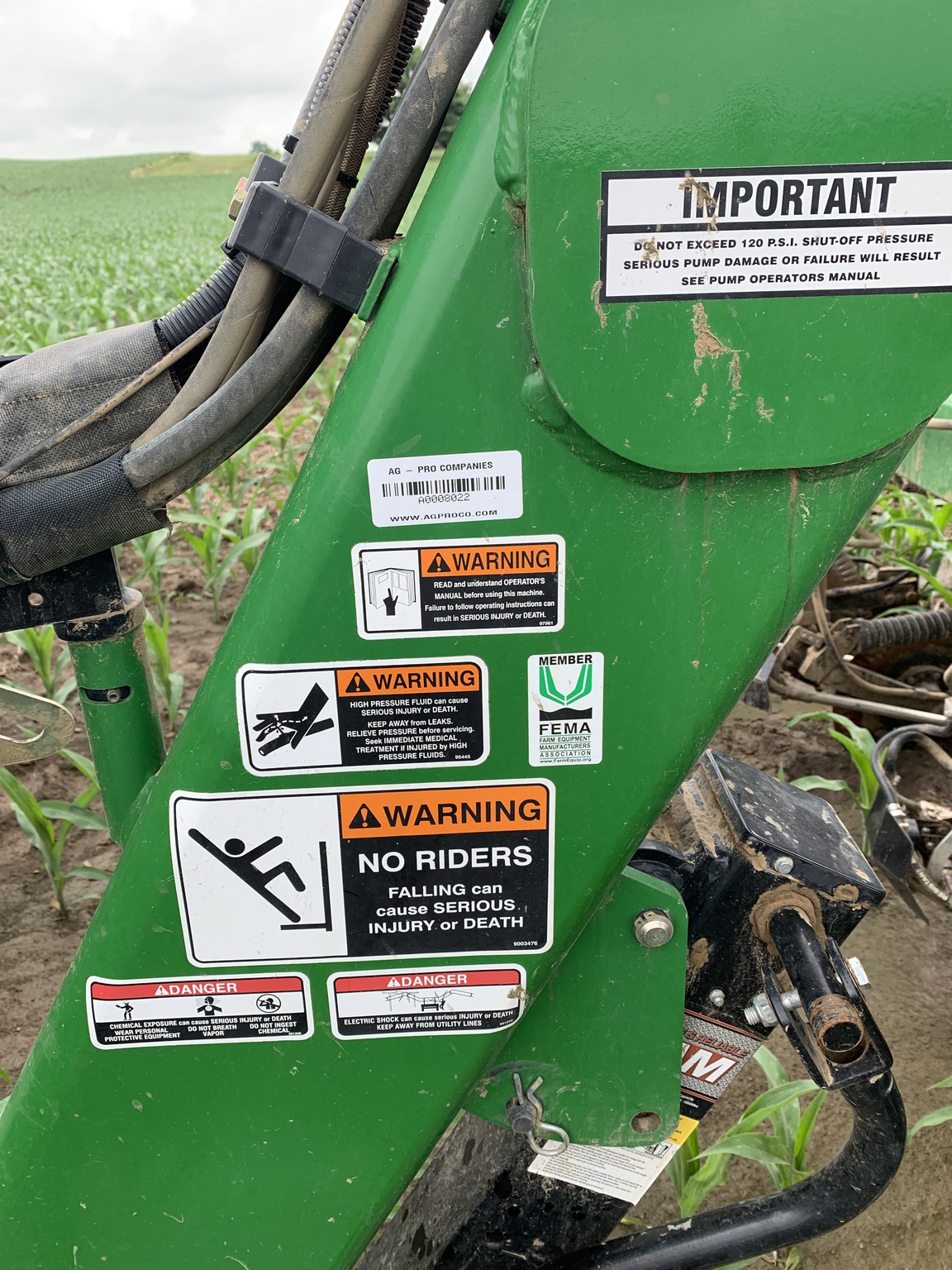 2022 Unverferth 2600 Image 5