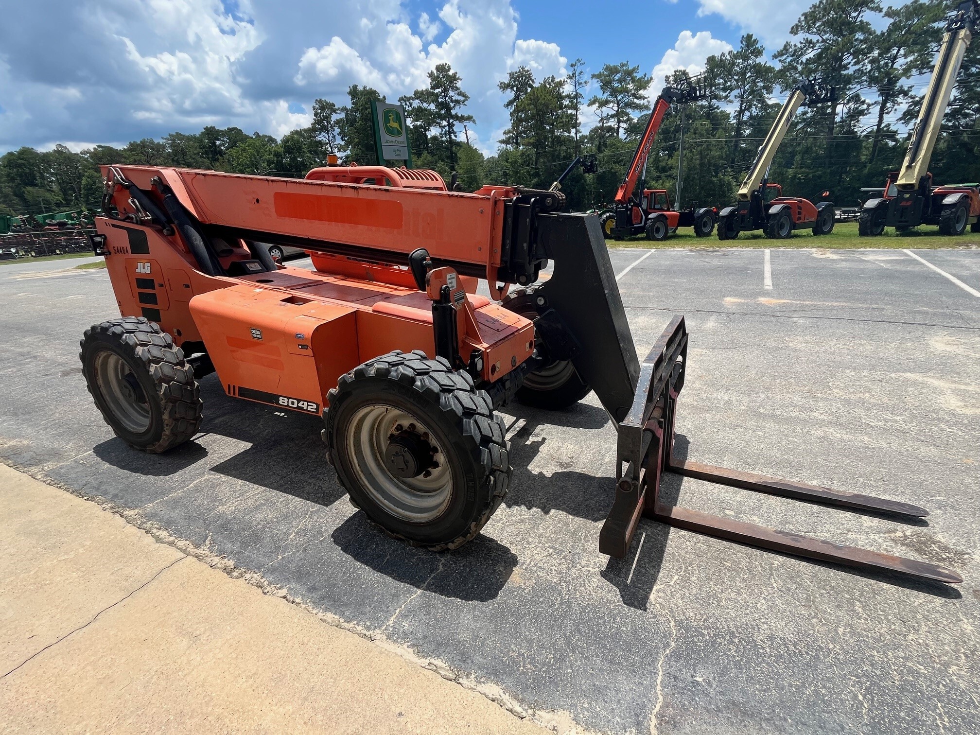 2017 Skytrak 8042 Image 4