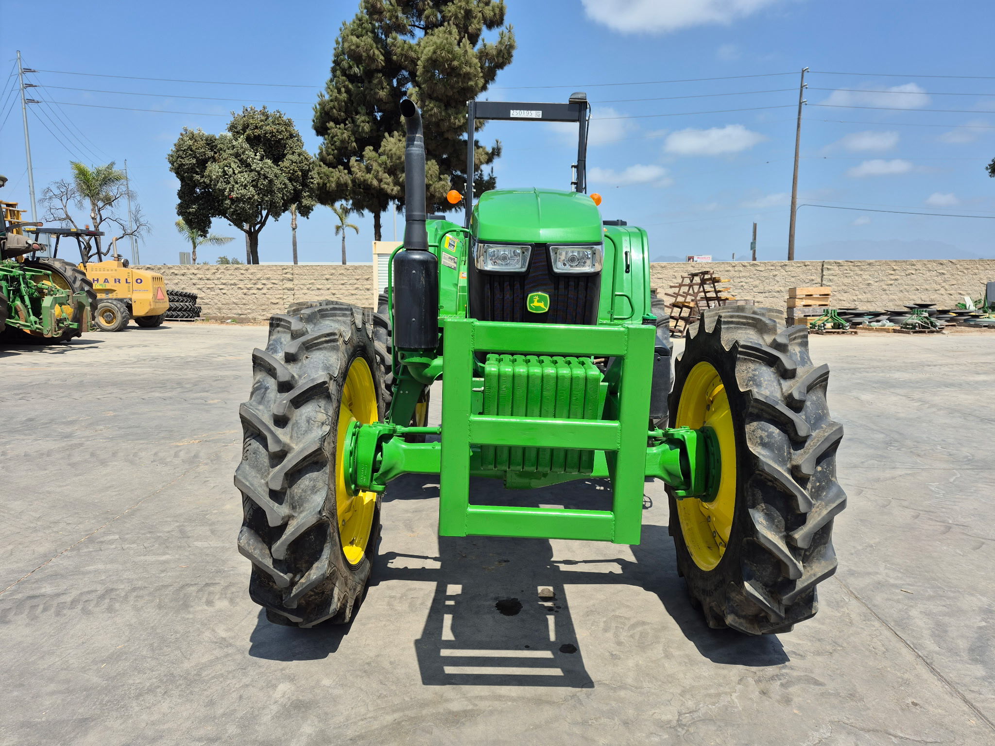 2022 John Deere 6120EH Image 6