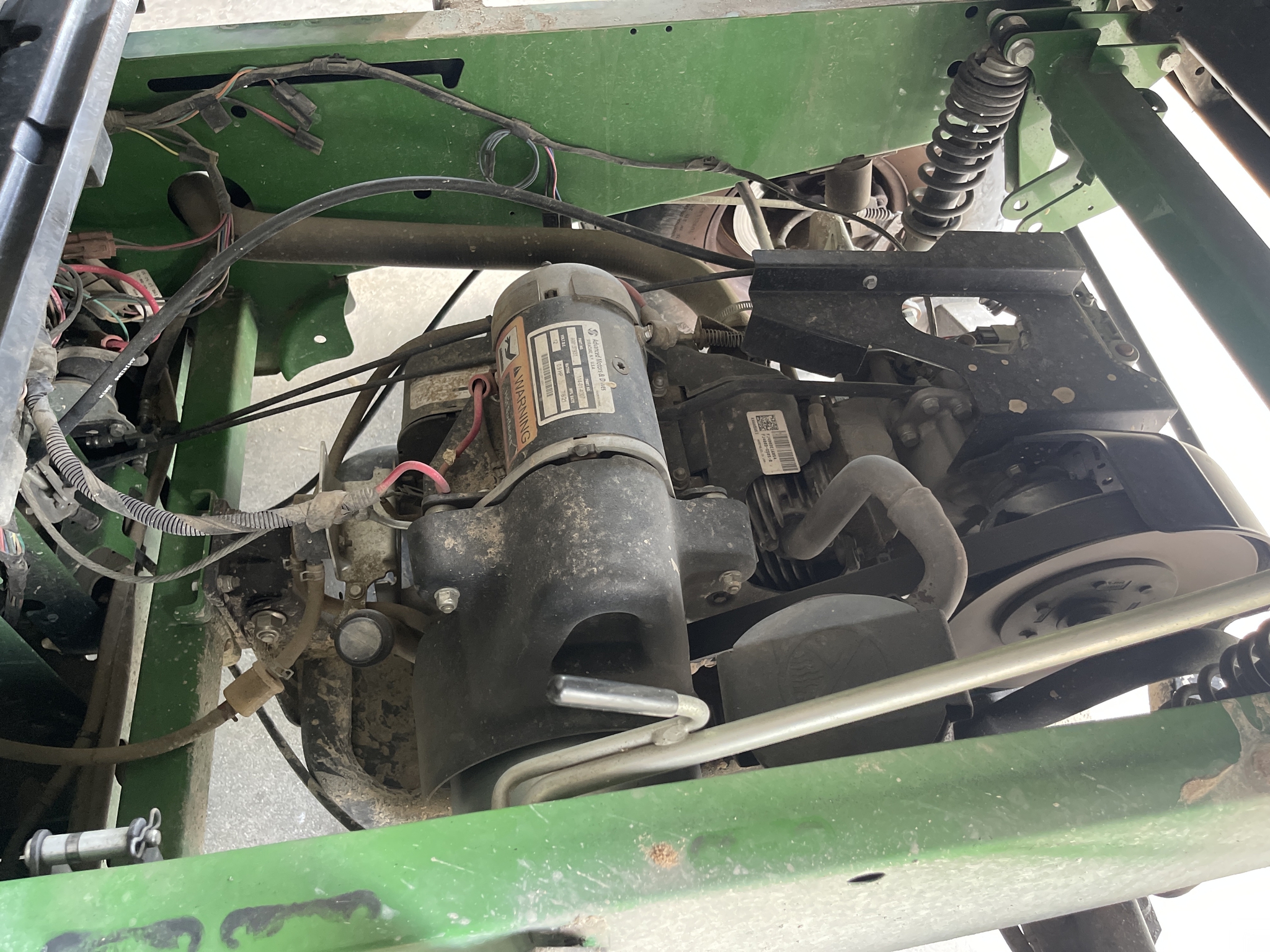 2021 John Deere Tx Turf Image 14