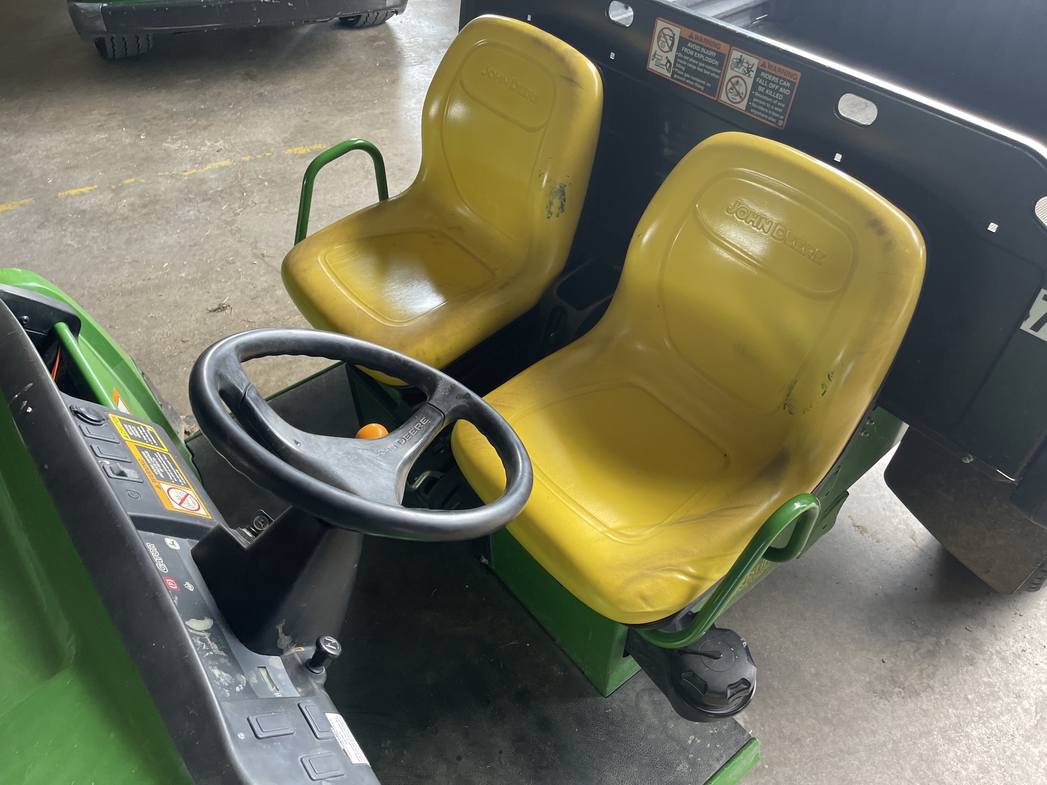 2021 John Deere Tx Turf Image 11