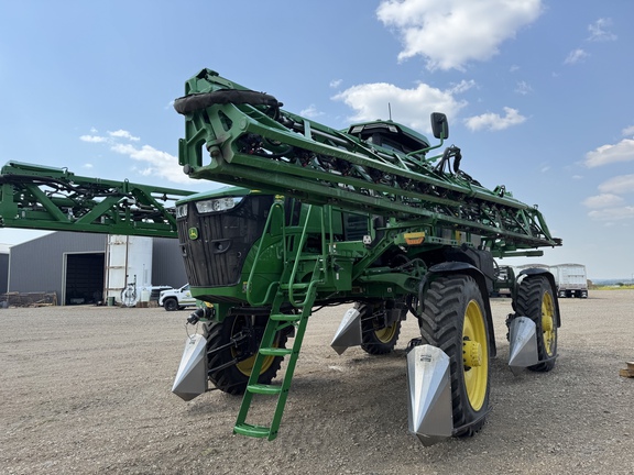 Used 2024 John Deere 412R Self Propelled Sprayers at Horizon Ag & Turf in Vermilion, AB - Photo8