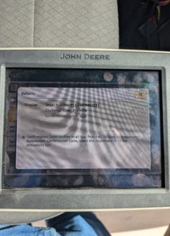 2023 John Deere 4240 Image 8