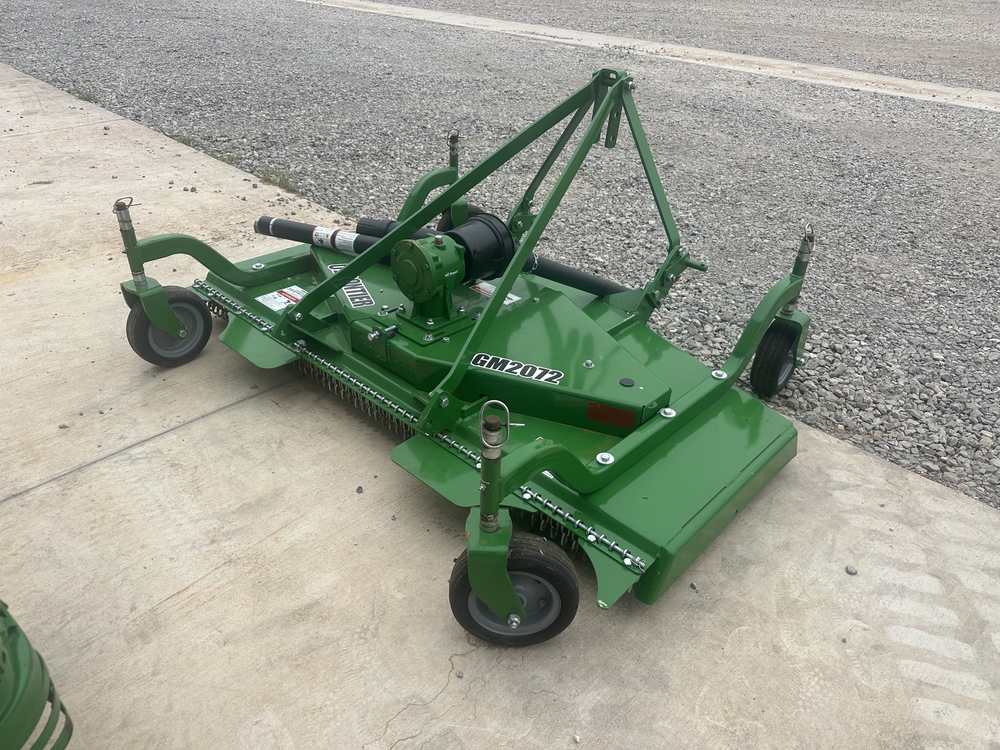 2025 John Deere GM2072R Image 6