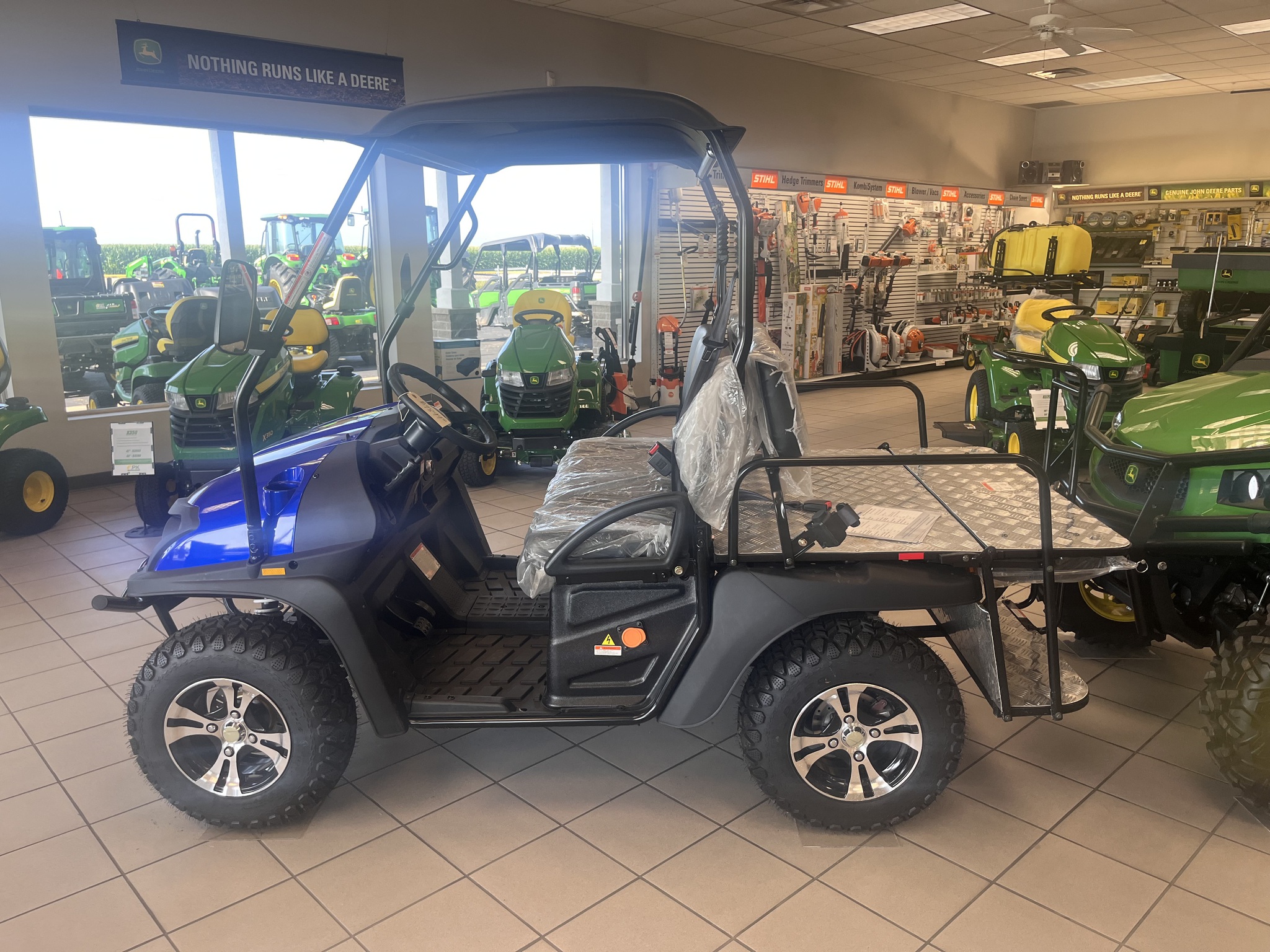 2024 Bighorn EV5 GVX Image 2