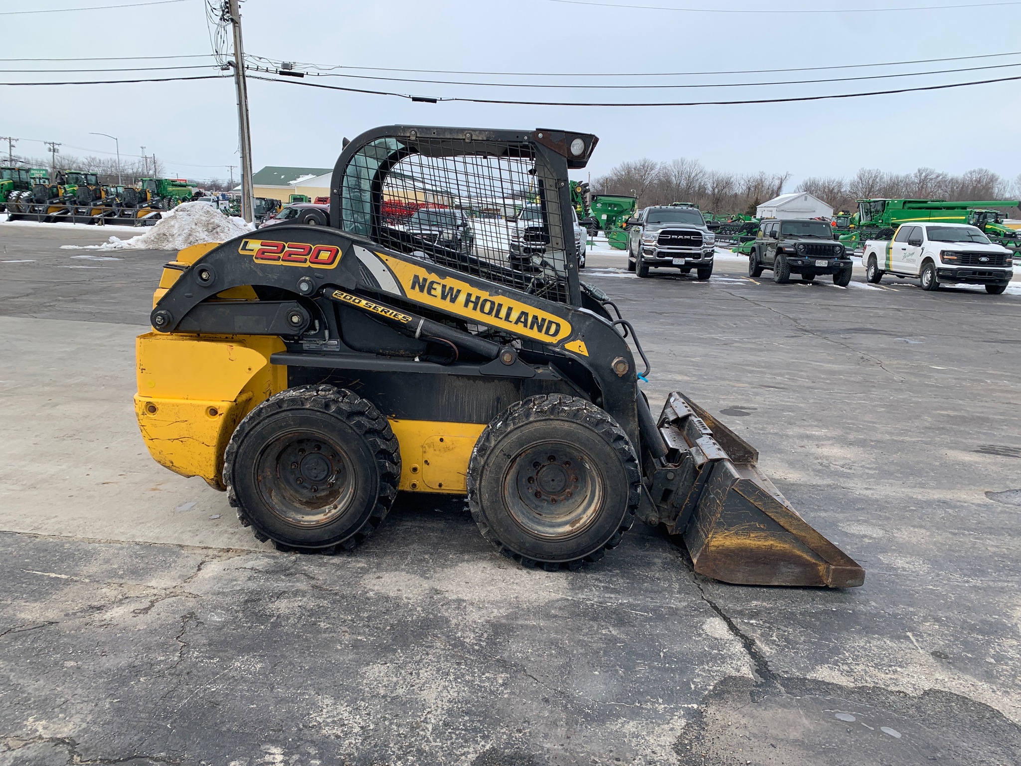  2020 New Holland L220 at Heritage Tractor in Anderson, MO