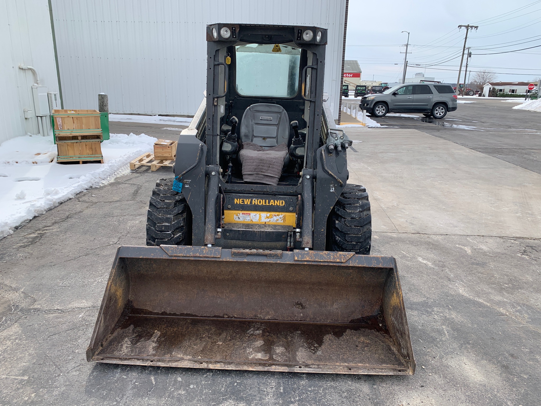  2020 New Holland L220 at Heritage Tractor in Anderson, MO