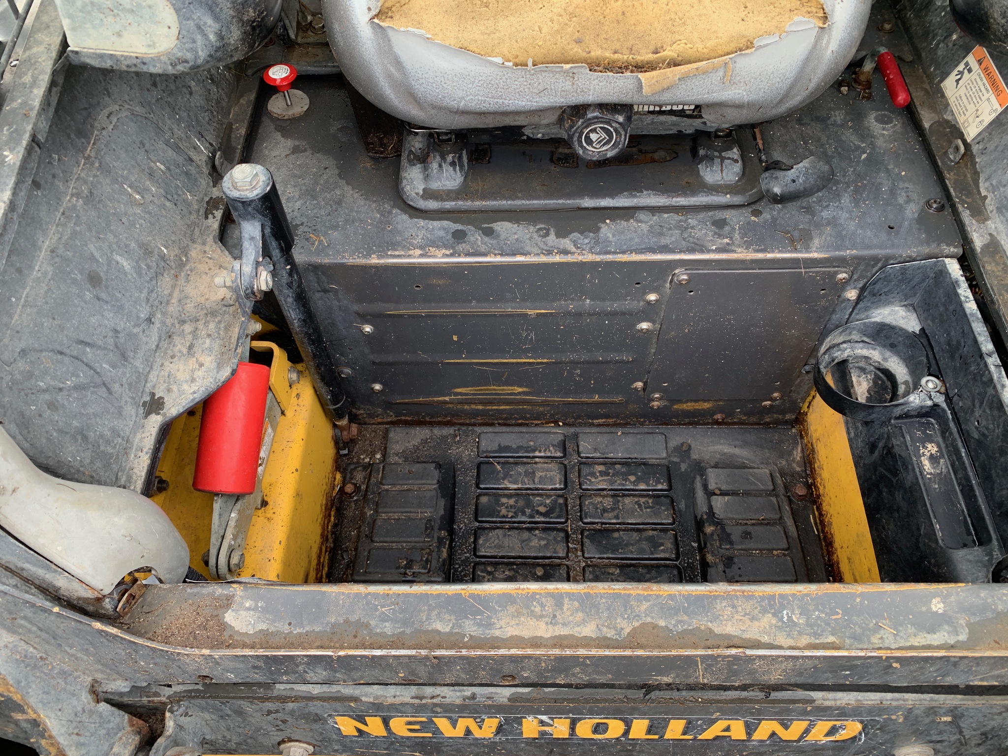  2020 New Holland L220 at Heritage Tractor in Anderson, MO