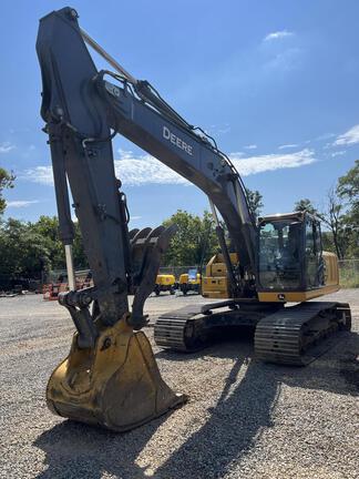 2023 John Deere 210 P
