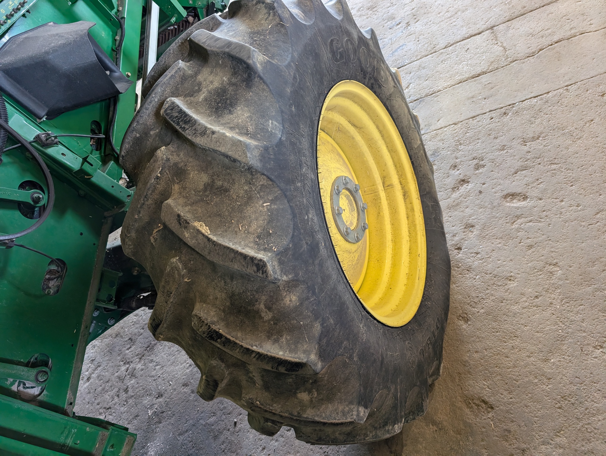  2012 John Deere S660 at Heritage Tractor in Lacon, IL
