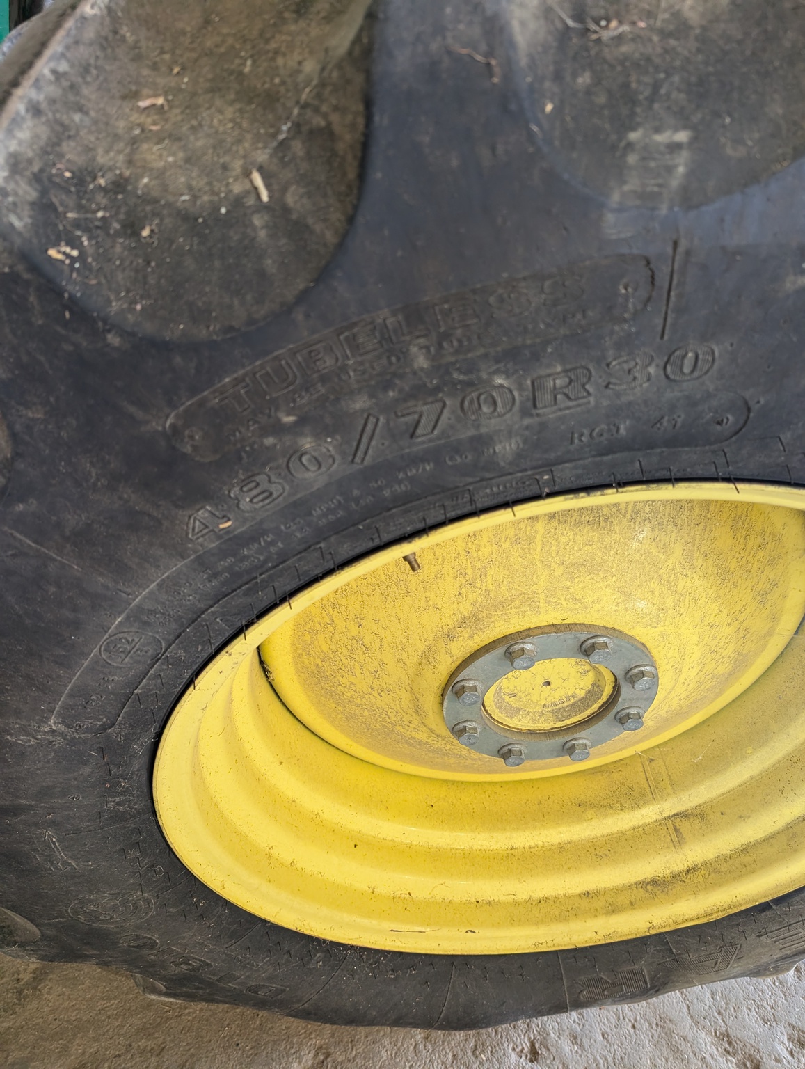  2012 John Deere S660 at Heritage Tractor in Lacon, IL