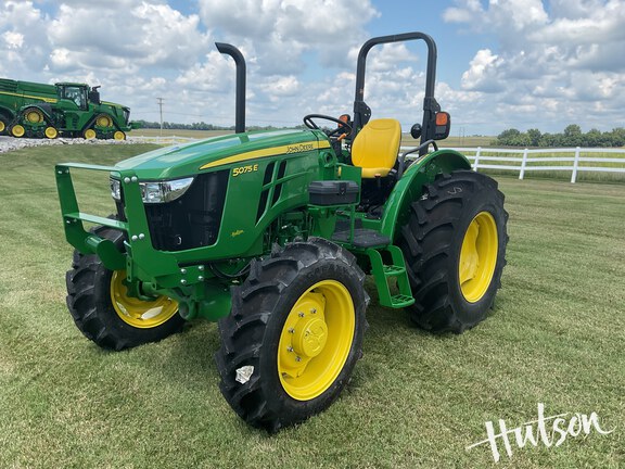 Photo of 2024 John Deere 5075E