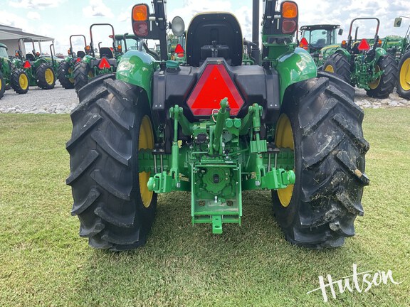 Photo of 2024 John Deere 5075E