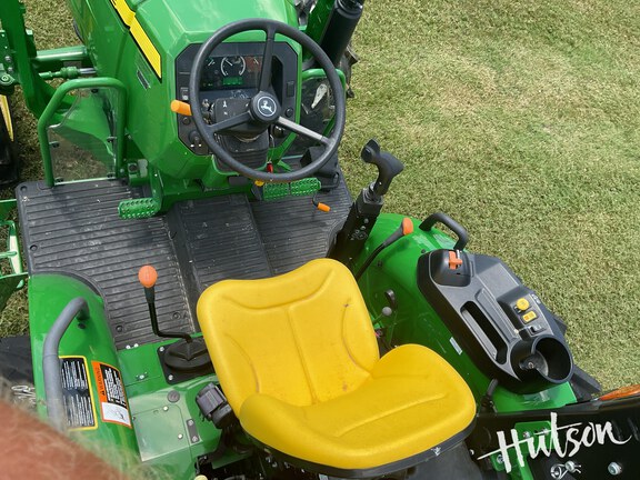 Photo of 2024 John Deere 5075E