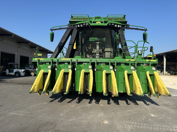 2024 John Deere CP770 Photo 3