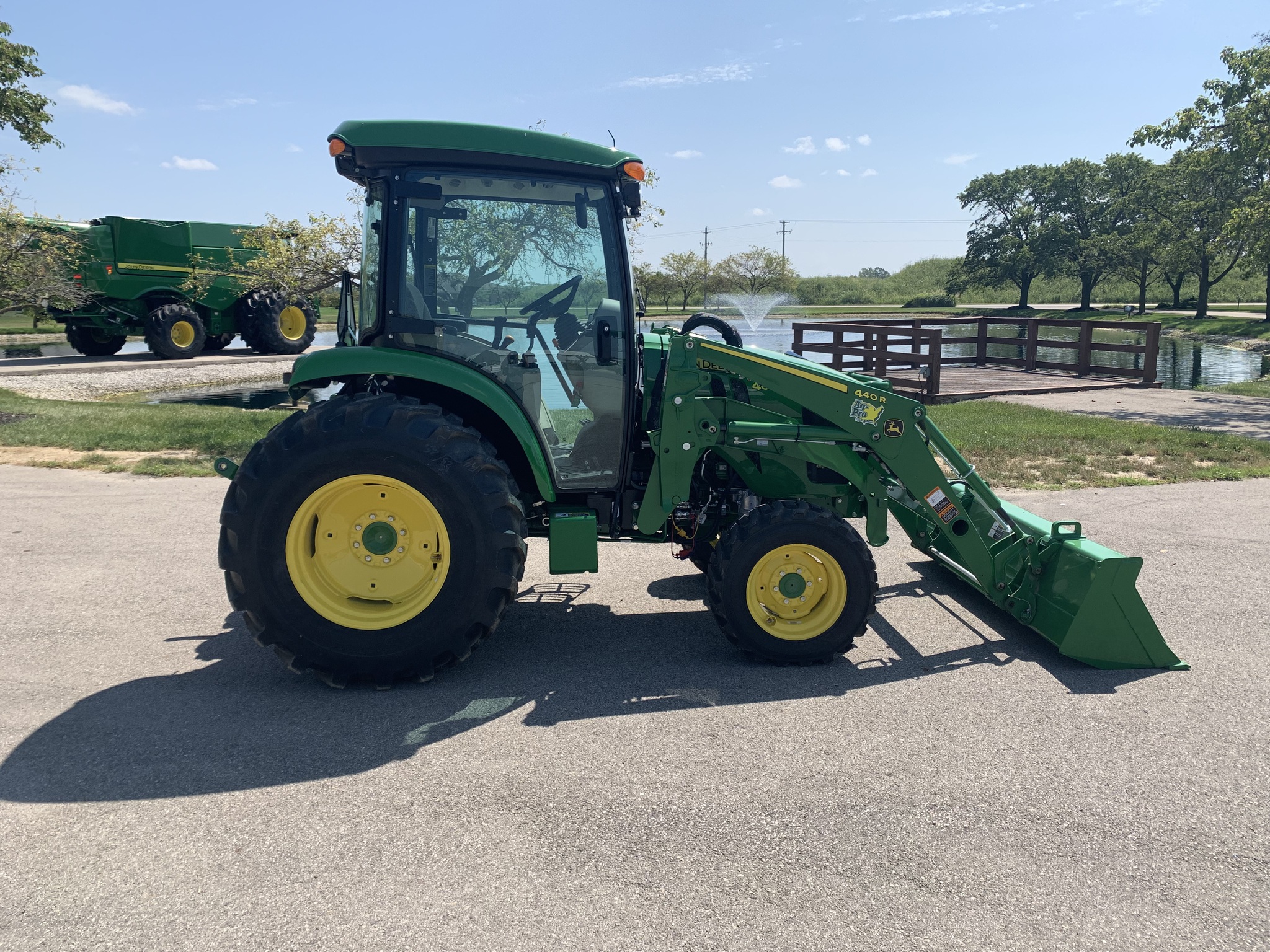 2024 John Deere 4044R Image 4