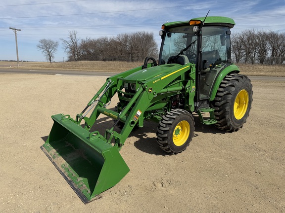 2025 John Deere 4066R - Photo7
