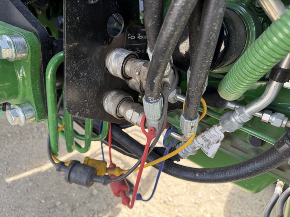 2025 John Deere 4066R - Photo22