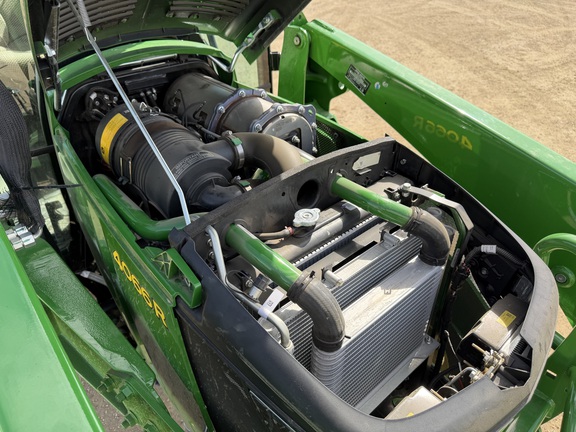 2025 John Deere 4066R - Photo21