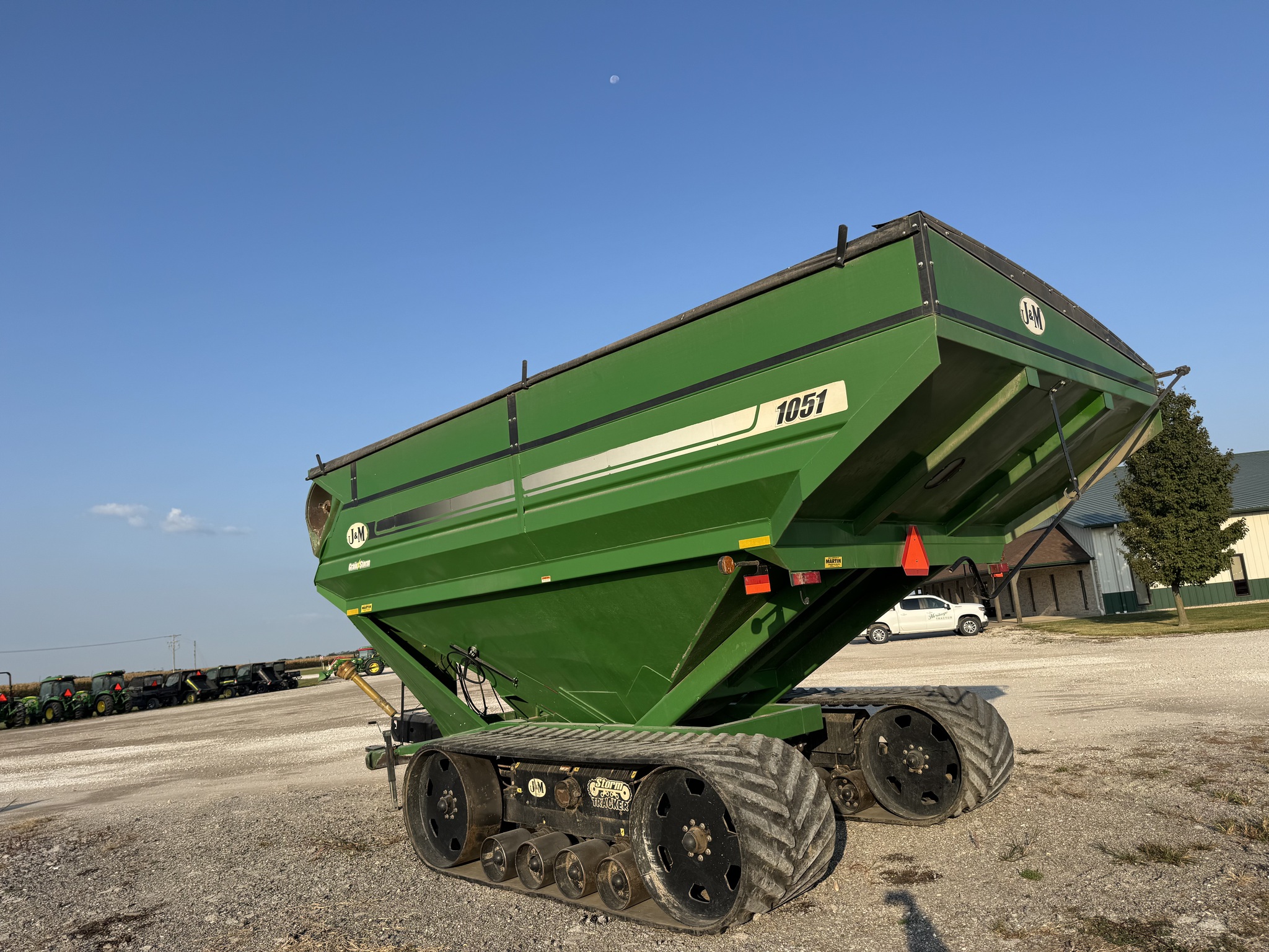  2012 J&M 1051-22 at Heritage Tractor in Quincy, IL