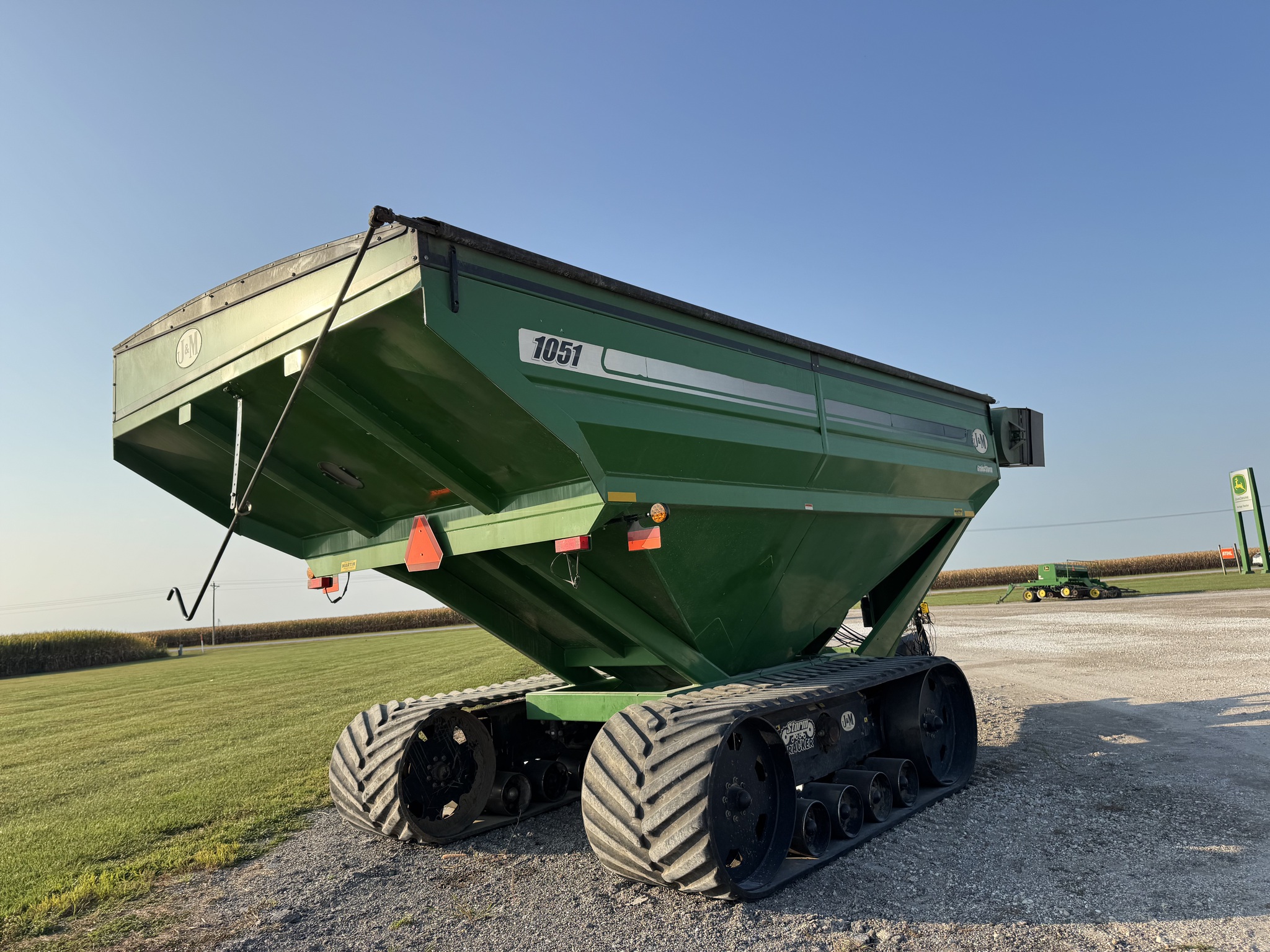  2012 J&M 1051-22 at Heritage Tractor in Quincy, IL
