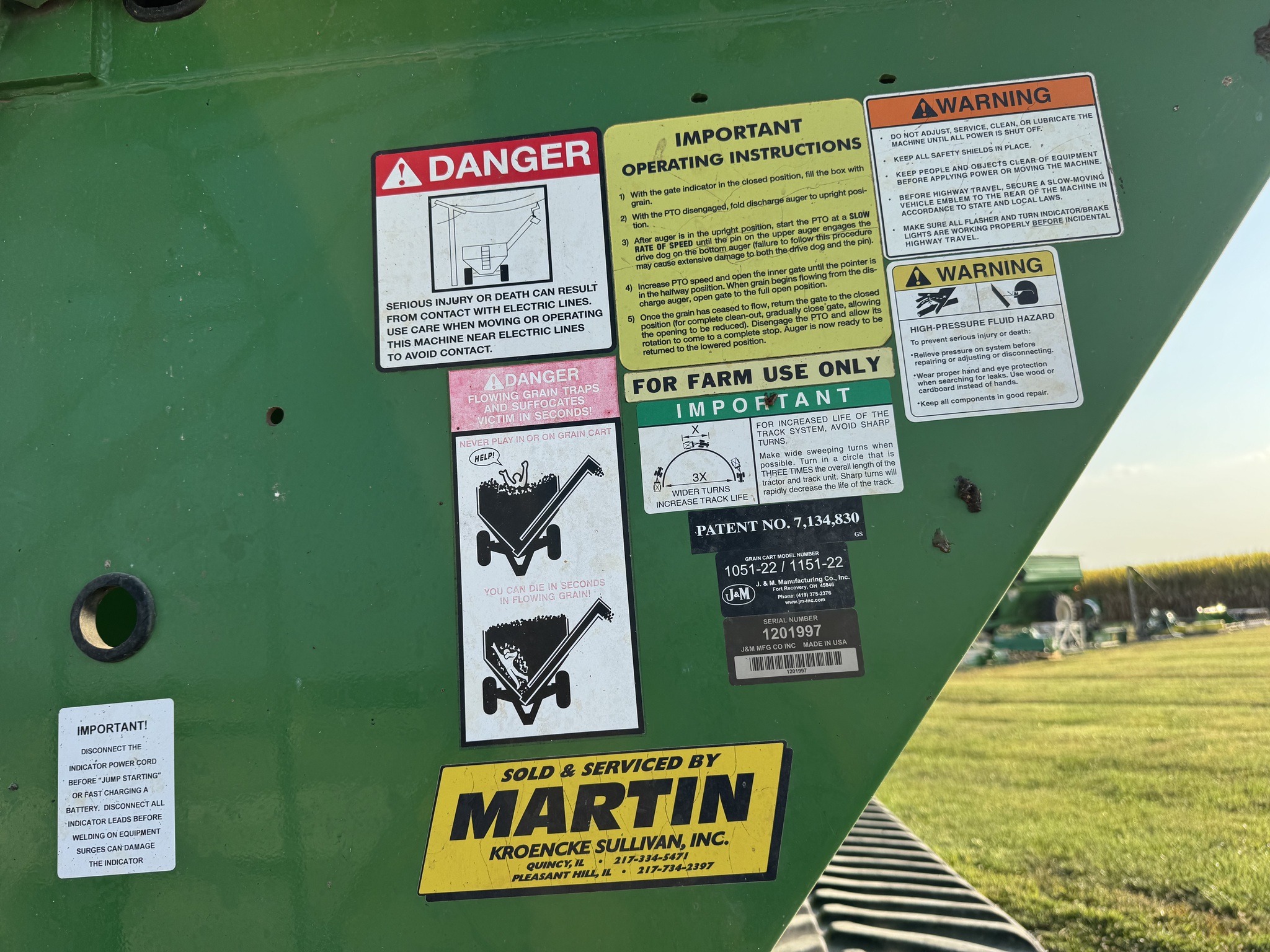  2012 J&M 1051-22 at Heritage Tractor in Quincy, IL