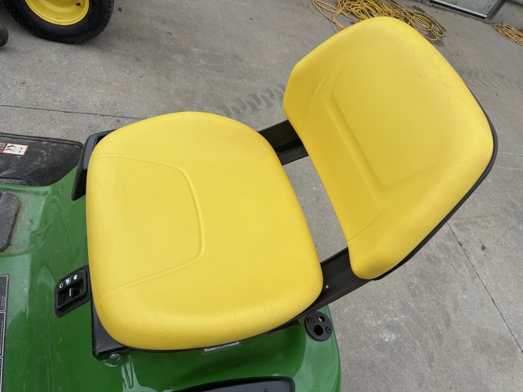 2025 John Deere S140 Image 9