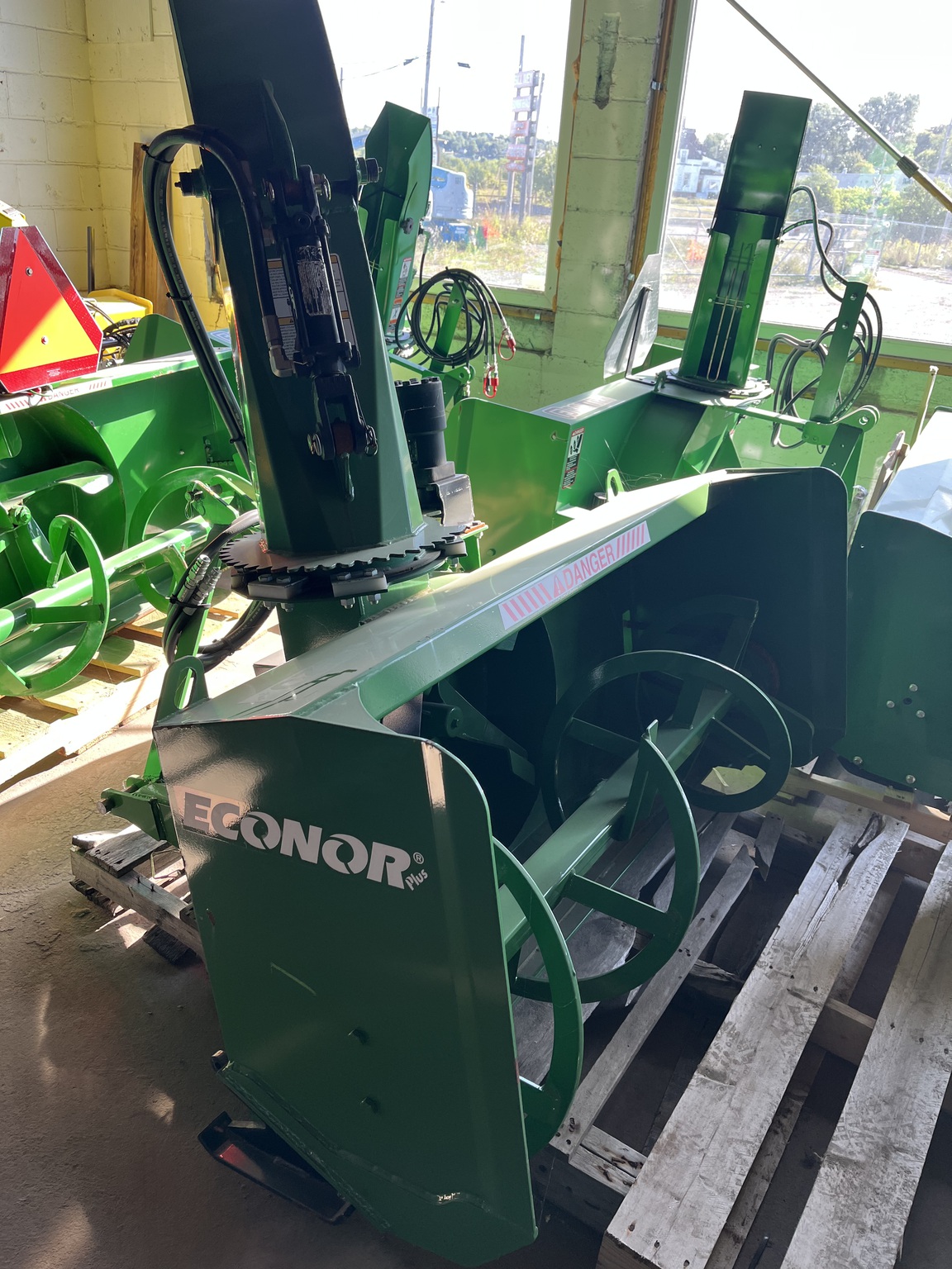 2022 Normand E54-220PUS Image 1