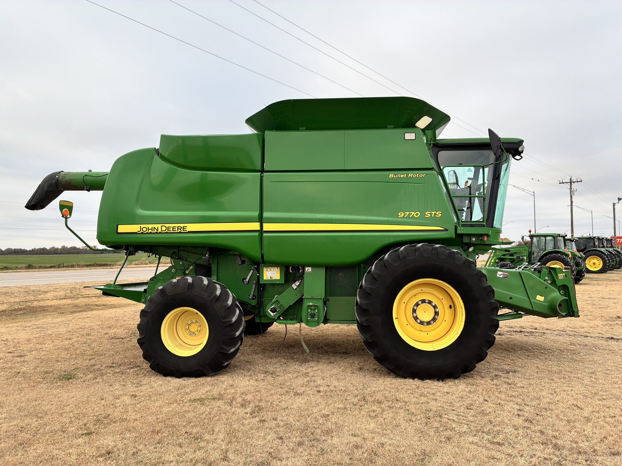 2011 John Deere 9770 STS Image 4