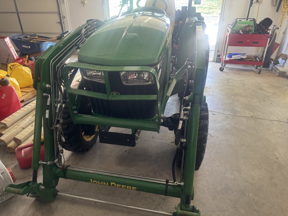 Photo of 2023 John Deere 3032E