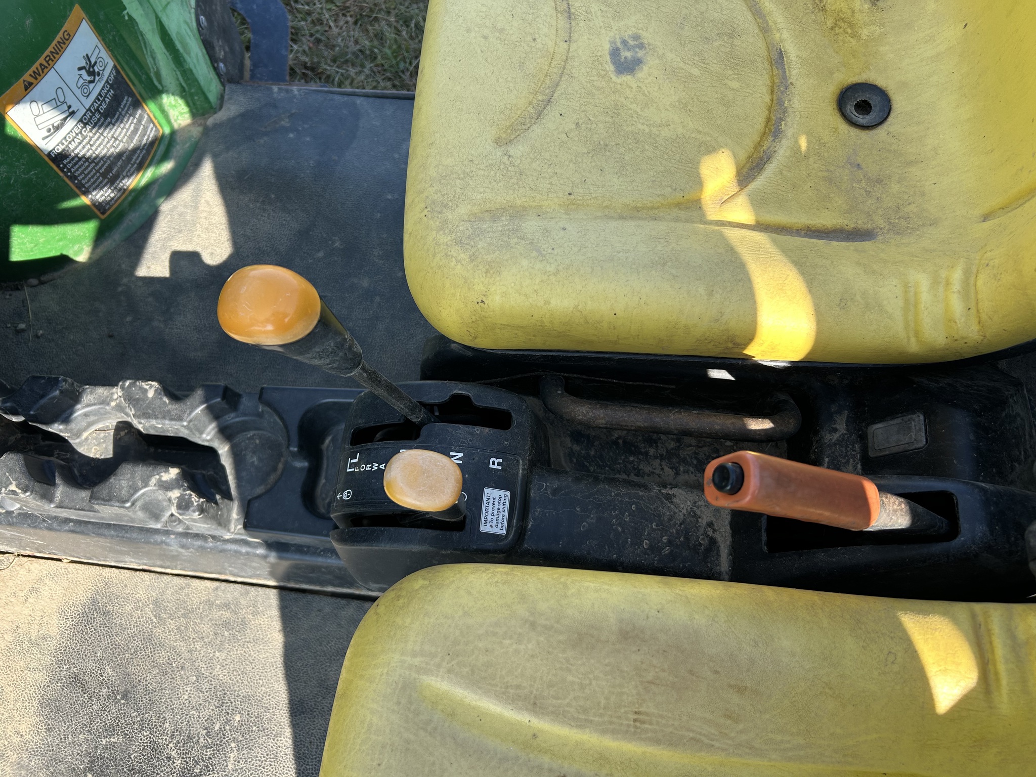 2010 John Deere XUV 620i Image 10