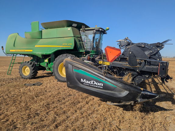 2017 Macdon FD75