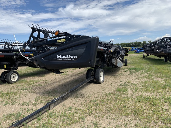 2017 Macdon FD75