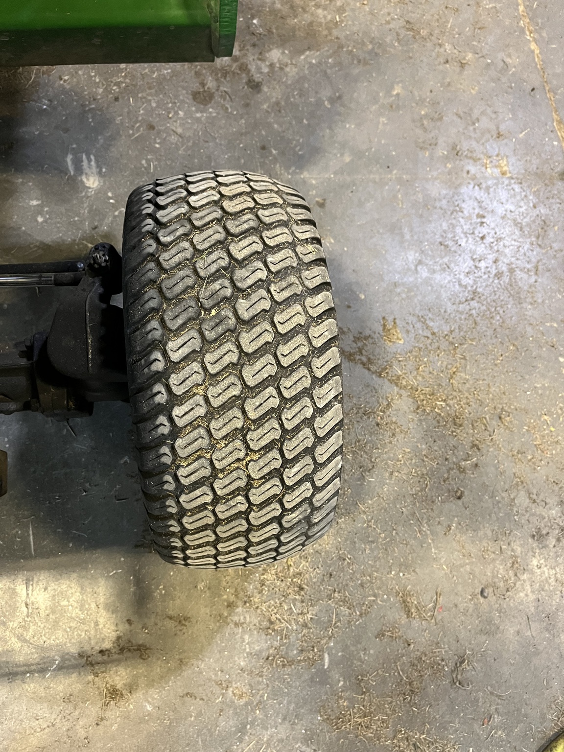 2006 John Deere 2305 Image 8