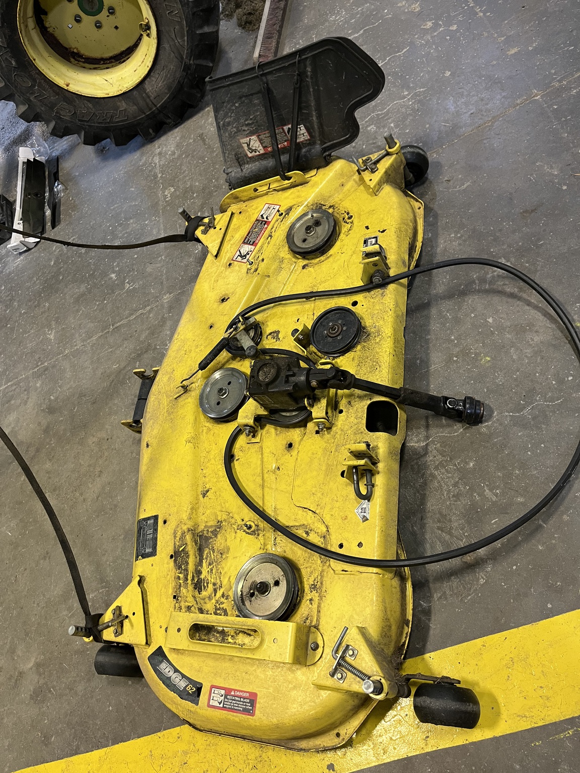 2006 John Deere 2305 Image 20