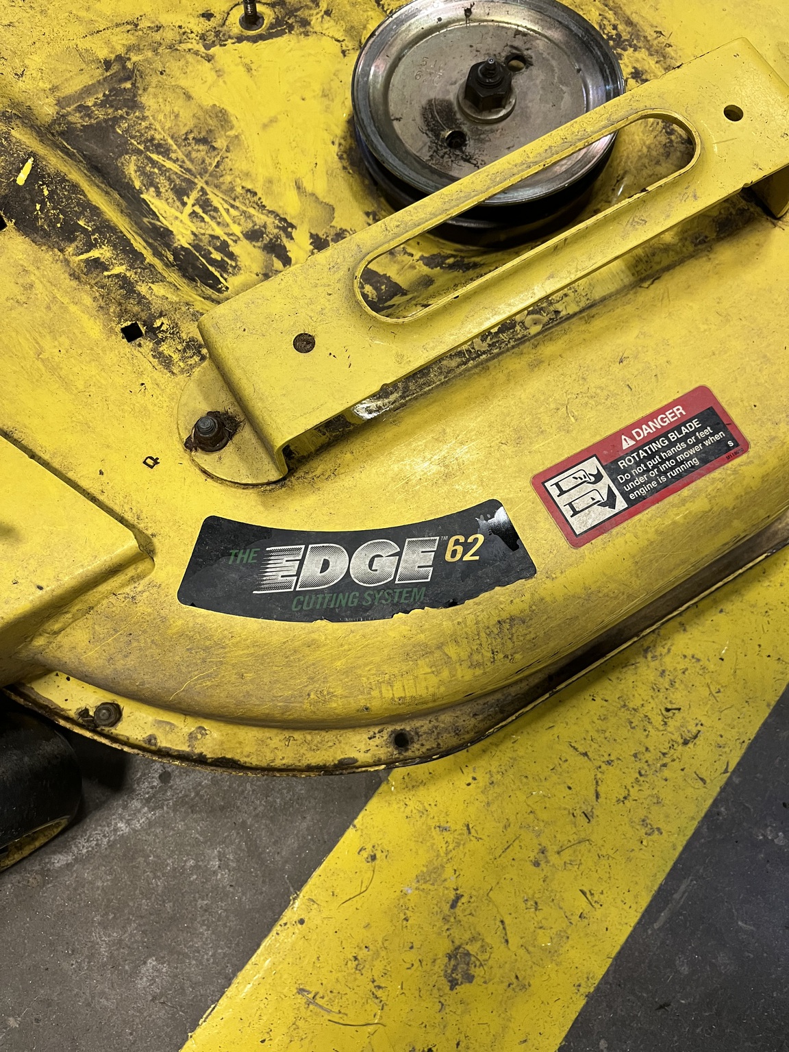 2006 John Deere 2305 Image 22