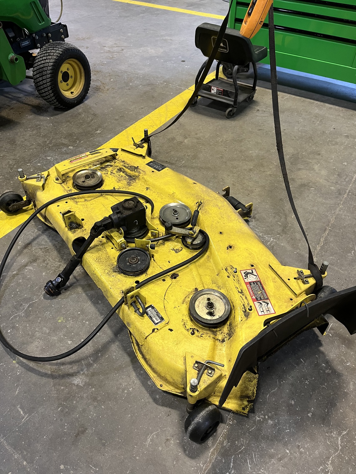 2006 John Deere 2305 Image 21