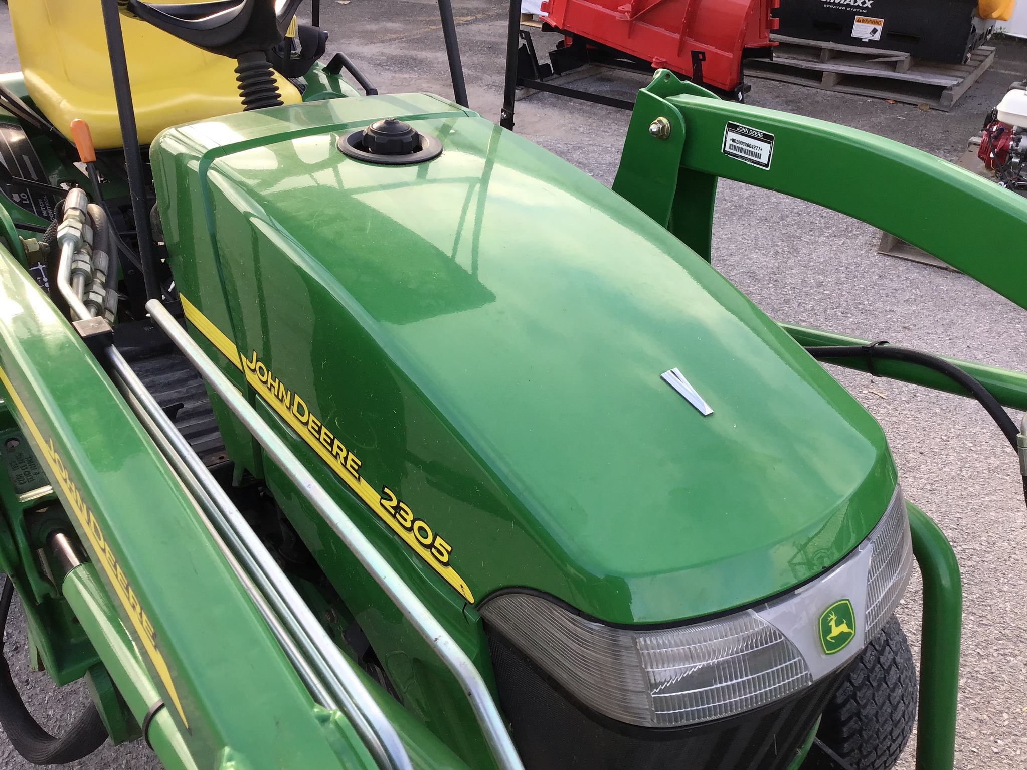 2006 John Deere 2305 Image 15