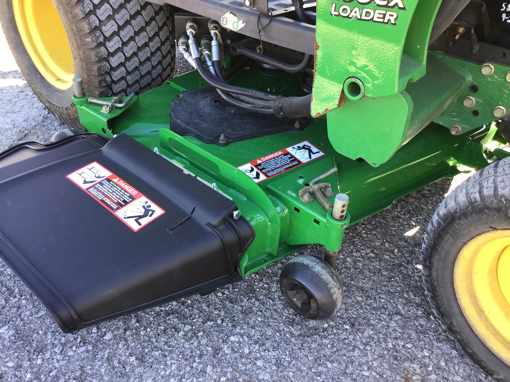 2006 John Deere 2305 Image 30