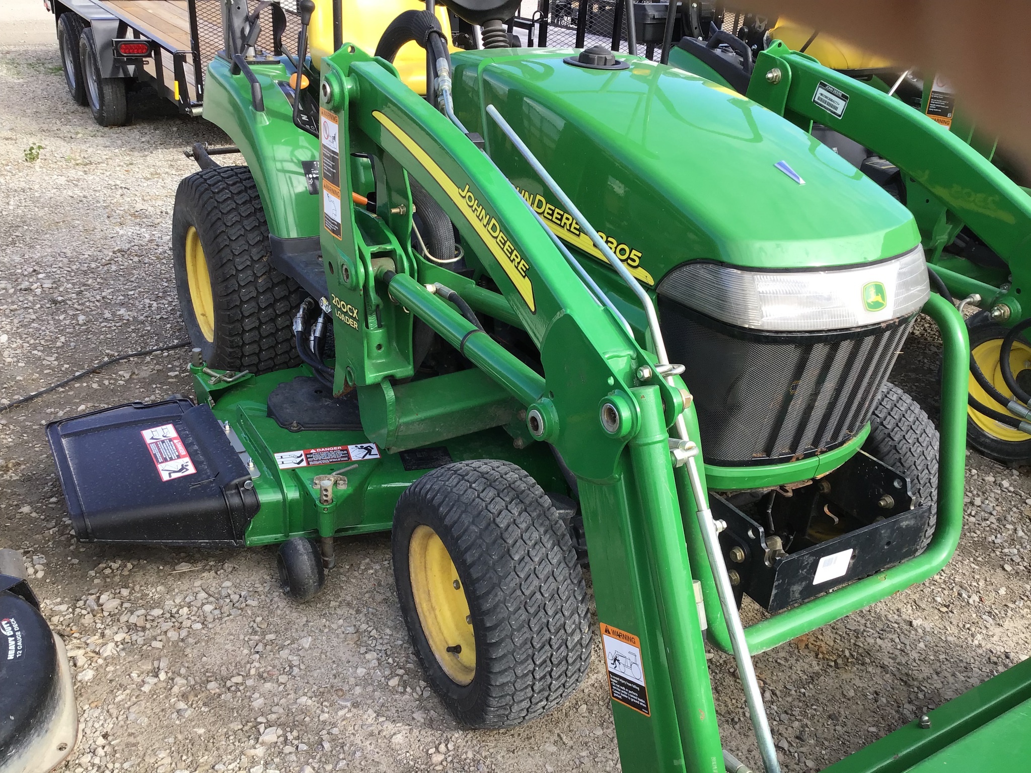 2006 John Deere 2305 Image 33