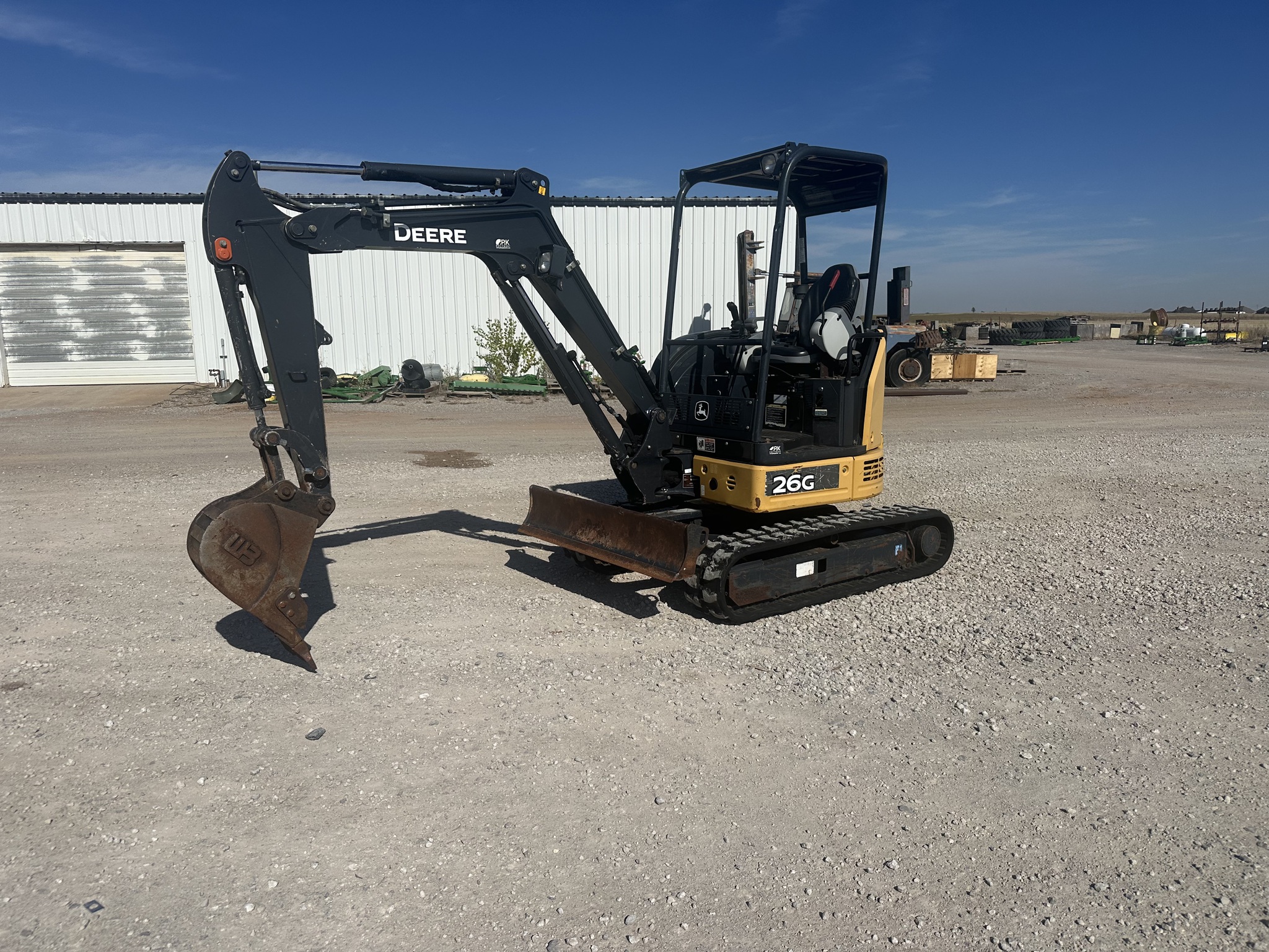 2016 John Deere 26G Image 1